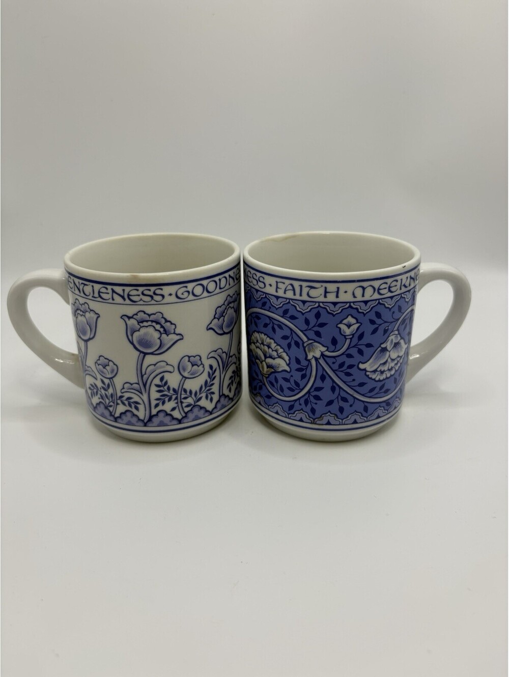 Set Of 2 C.R. Gibson Mugs Floral Goodness Gentleness VTG 1986 3.5”